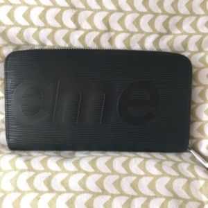 Louis Vuitton X Supreme Black Continental Wallet